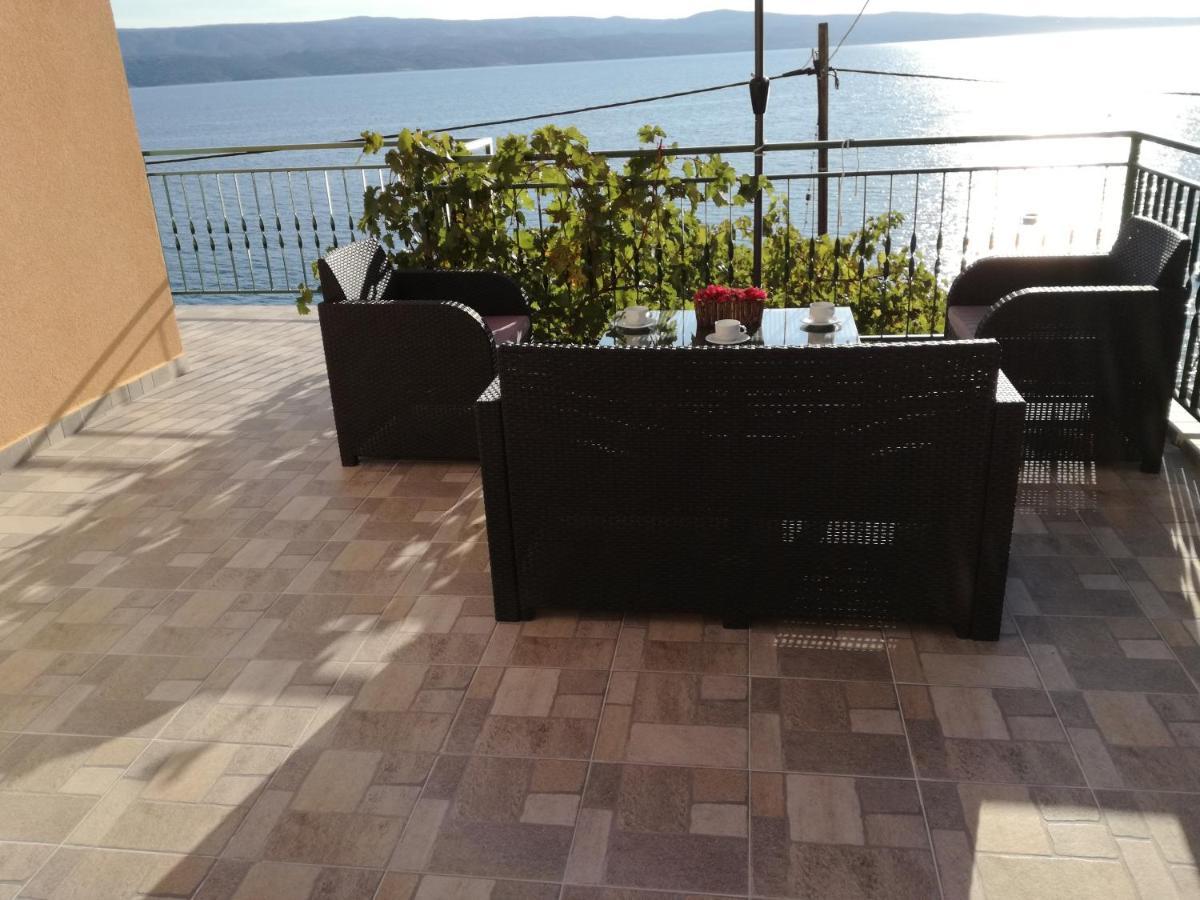 House Karlo Apartments Omiš Eksteriør billede