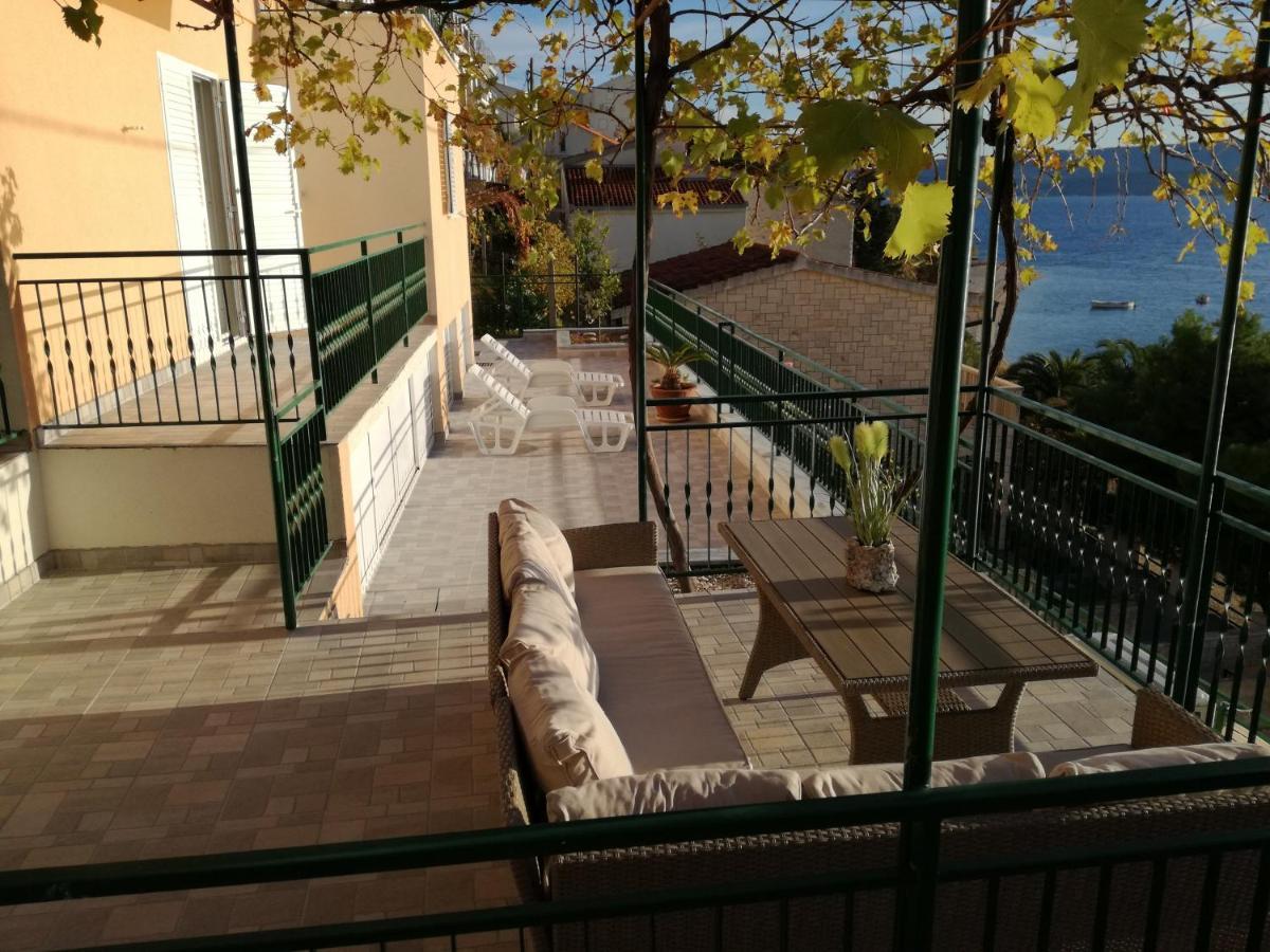 House Karlo Apartments Omiš Eksteriør billede