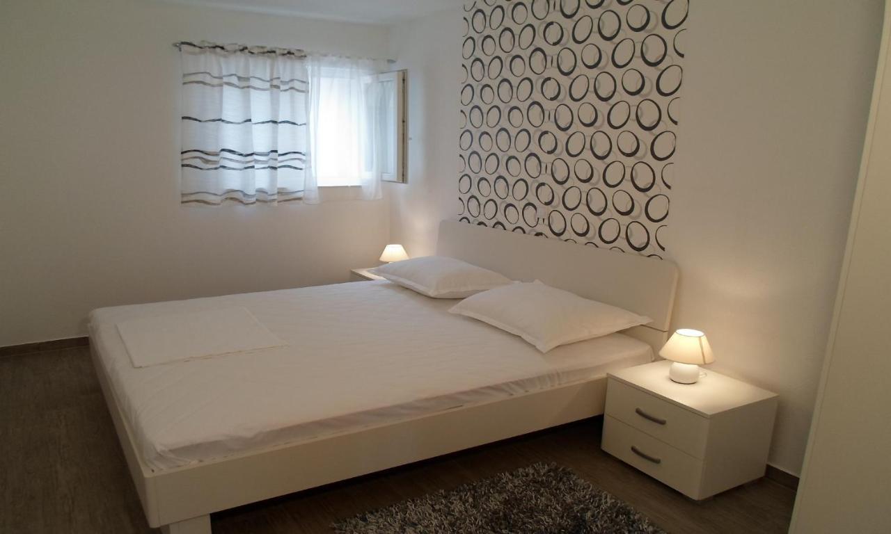 House Karlo Apartments Omiš Eksteriør billede